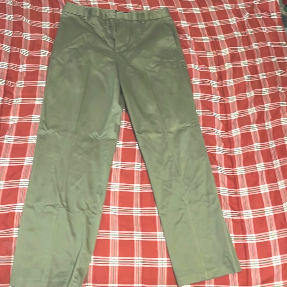 Men’s Cotton pants / 34 x 32 trousers. Dockers.